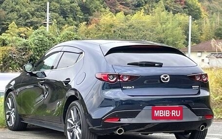 Mazda 3, 2022 год, 1 200 000 рублей, 5 фотография