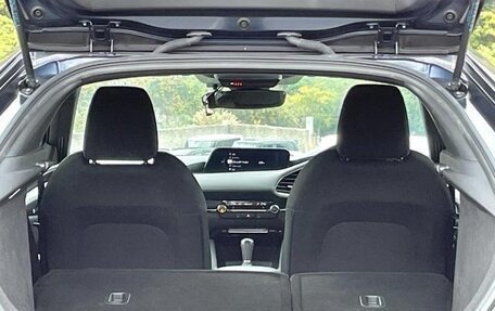 Mazda 3, 2022 год, 1 200 000 рублей, 22 фотография