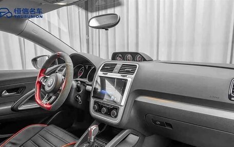 Volkswagen Scirocco III рестайлинг, 2015 год, 1 400 000 рублей, 9 фотография