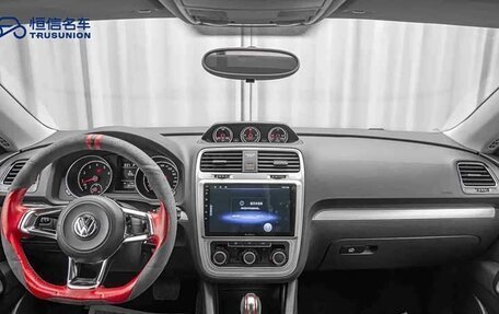 Volkswagen Scirocco III рестайлинг, 2015 год, 1 400 000 рублей, 10 фотография