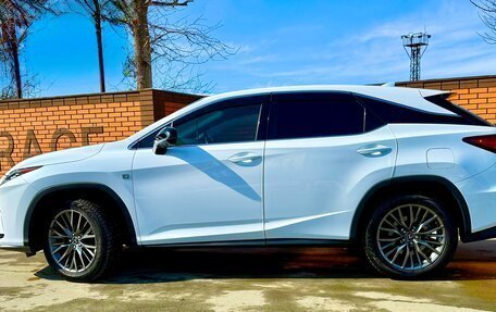 Lexus RX IV рестайлинг, 2016 год, 4 600 000 рублей, 5 фотография