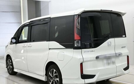 Honda Stepwgn IV, 2022 год, 2 090 000 рублей, 3 фотография