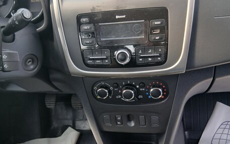 Renault Sandero II рестайлинг, 2019 год, 999 000 рублей, 5 фотография