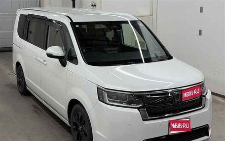 Honda Stepwgn, 2023 год, 2 366 000 рублей, 1 фотография