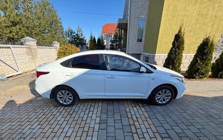 Hyundai Solaris II рестайлинг, 2018 год, 1 050 000 рублей, 6 фотография