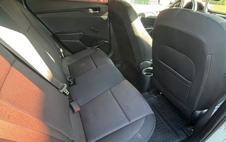 Hyundai Solaris II рестайлинг, 2018 год, 1 050 000 рублей, 8 фотография