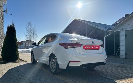 Hyundai Solaris II рестайлинг, 2018 год, 1 050 000 рублей, 4 фотография