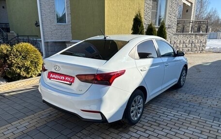 Hyundai Solaris II рестайлинг, 2018 год, 1 050 000 рублей, 5 фотография