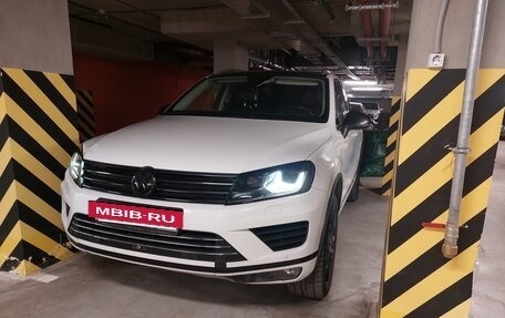 Volkswagen Touareg III, 2015 год, 2 400 000 рублей, 8 фотография