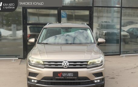 Volkswagen Tiguan II, 2017 год, 2 285 000 рублей, 2 фотография