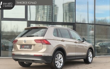 Volkswagen Tiguan II, 2017 год, 2 285 000 рублей, 3 фотография