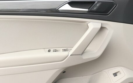 Volkswagen Tiguan II, 2017 год, 2 285 000 рублей, 9 фотография