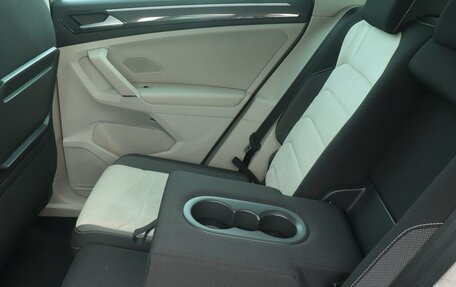 Volkswagen Tiguan II, 2017 год, 2 285 000 рублей, 8 фотография