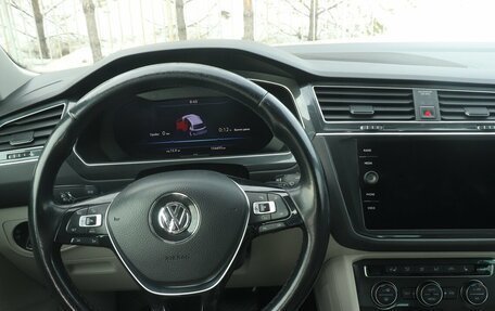 Volkswagen Tiguan II, 2017 год, 2 285 000 рублей, 15 фотография