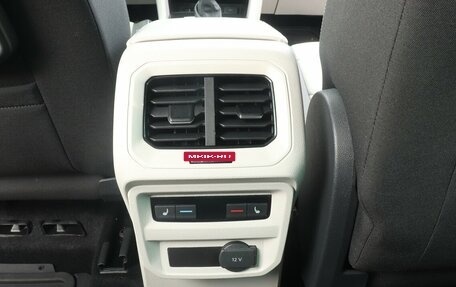 Volkswagen Tiguan II, 2017 год, 2 285 000 рублей, 17 фотография