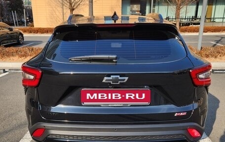 Chevrolet Trax, 2023 год, 2 200 000 рублей, 4 фотография