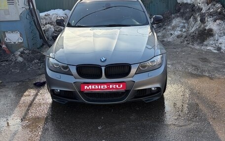 BMW 3 серия, 2009 год, 1 350 000 рублей, 2 фотография