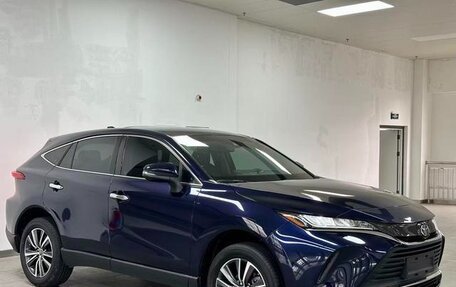 Toyota Harrier, 2024 год, 4 080 000 рублей, 3 фотография