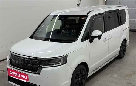 Honda Stepwgn, 2023 год, 2 366 000 рублей, 2 фотография