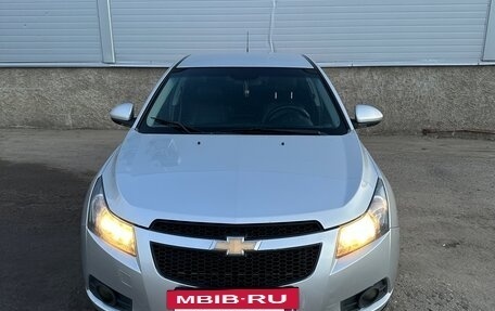 Chevrolet Cruze II, 2011 год, 630 000 рублей, 2 фотография