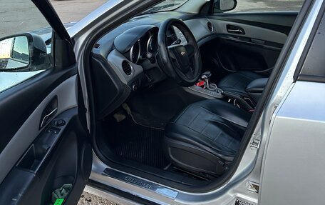 Chevrolet Cruze II, 2011 год, 630 000 рублей, 8 фотография