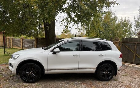 Volkswagen Touareg III, 2012 год, 2 350 000 рублей, 12 фотография