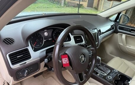 Volkswagen Touareg III, 2012 год, 2 350 000 рублей, 8 фотография