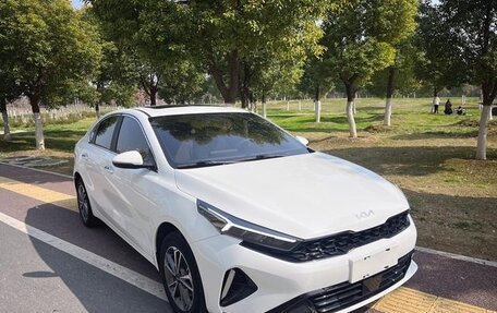 KIA K3, 2023 год, 1 630 000 рублей, 2 фотография