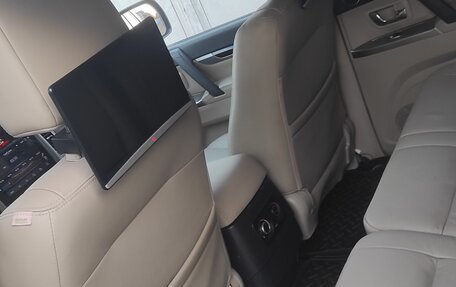 Mitsubishi Pajero IV, 2019 год, 3 890 000 рублей, 10 фотография