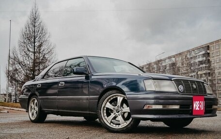 Toyota Crown, 1997 год, 680 000 рублей, 2 фотография