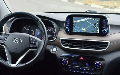 Hyundai Tucson III, 2020 год, 2 500 000 рублей, 9 фотография