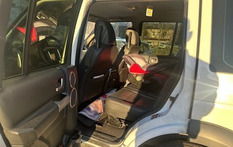 Land Rover Discovery III, 2008 год, 900 000 рублей, 13 фотография