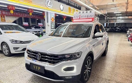 Volkswagen T-Roc I, 2025 год, 1 850 000 рублей, 1 фотография