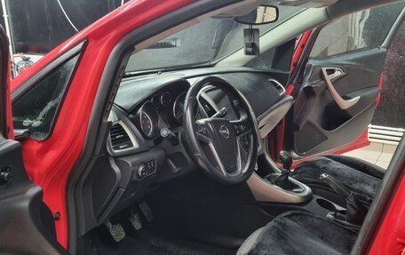 Opel Astra J, 2011 год, 700 000 рублей, 6 фотография