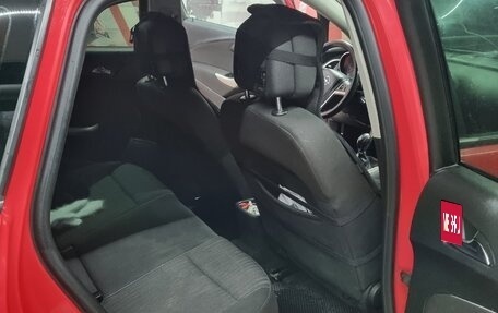 Opel Astra J, 2011 год, 700 000 рублей, 11 фотография