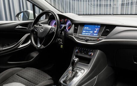 Opel Astra K, 2019 год, 1 490 000 рублей, 11 фотография