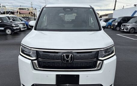 Honda Stepwgn, 2022 год, 2 423 000 рублей, 2 фотография