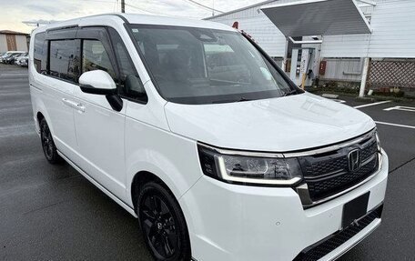 Honda Stepwgn, 2022 год, 2 423 000 рублей, 3 фотография