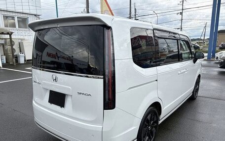 Honda Stepwgn, 2022 год, 2 423 000 рублей, 5 фотография