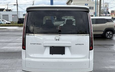 Honda Stepwgn, 2022 год, 2 423 000 рублей, 6 фотография