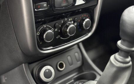 Renault Duster I рестайлинг, 2013 год, 999 000 рублей, 13 фотография