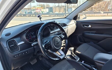 KIA Rio IV, 2018 год, 950 000 рублей, 6 фотография