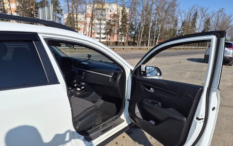 KIA Rio IV, 2018 год, 950 000 рублей, 10 фотография