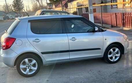 Skoda Fabia II, 2011 год, 699 000 рублей, 4 фотография