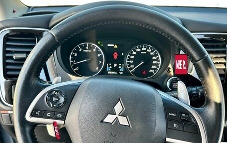 Mitsubishi Outlander III рестайлинг 3, 2012 год, 1 399 000 рублей, 11 фотография