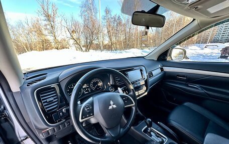 Mitsubishi Outlander III рестайлинг 3, 2012 год, 1 399 000 рублей, 22 фотография