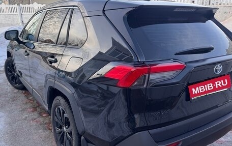 Toyota RAV4, 2024 год, 5 600 000 рублей, 7 фотография