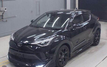 Toyota C-HR I рестайлинг, 2022 год, 1 630 000 рублей, 2 фотография