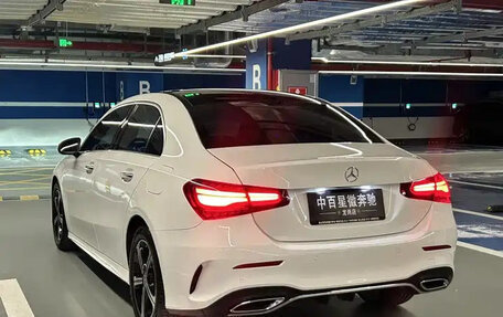 Mercedes-Benz A-Класс, 2023 год, 2 280 000 рублей, 8 фотография