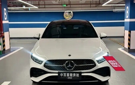 Mercedes-Benz A-Класс, 2023 год, 2 280 000 рублей, 3 фотография